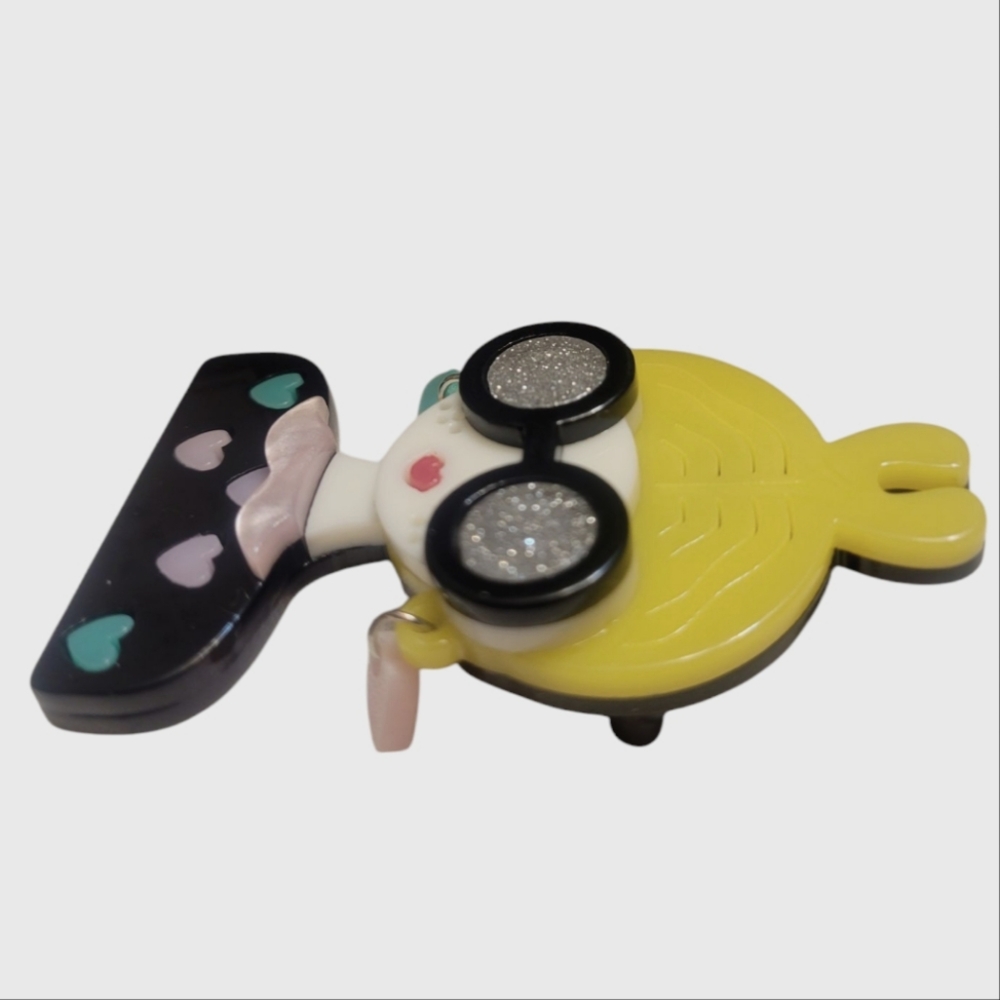 Boho Chic Lady Brooch - Picture 4 of 7